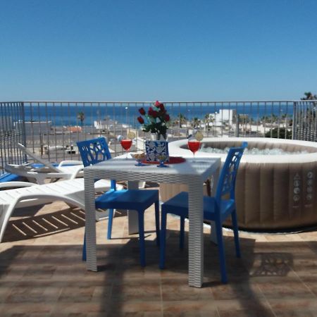 Aparthotel Riflesso sul mare Marina di Mancaversa Esterno foto