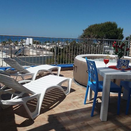 Aparthotel Riflesso sul mare Marina di Mancaversa Esterno foto