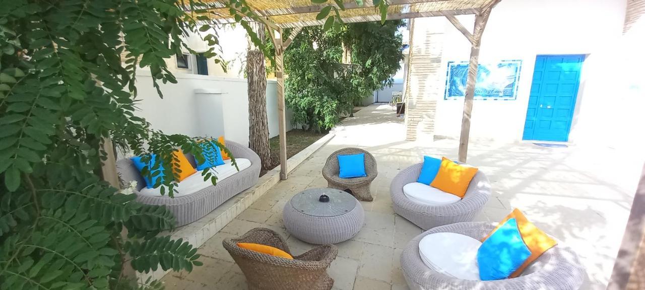 Aparthotel Riflesso sul mare Marina di Mancaversa Esterno foto