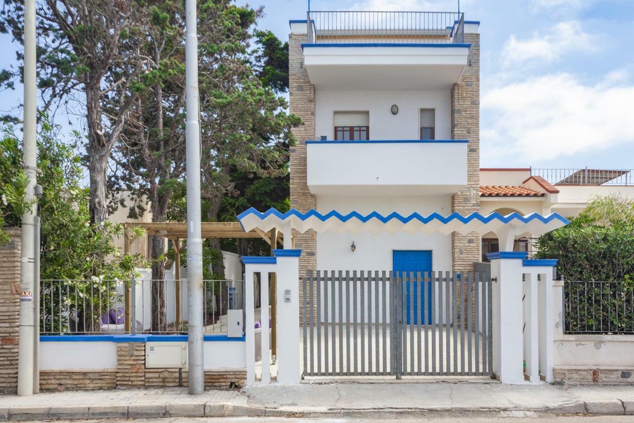 Aparthotel Riflesso sul mare Marina di Mancaversa Esterno foto